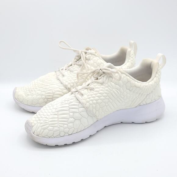 Nike Roshe One DMB QS Rosherun Triple White 824286-100 women's size 7 - Picture 4 of 9